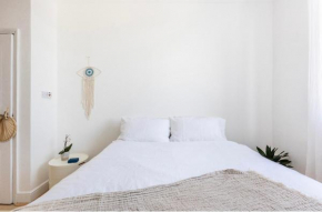 Gracefully chic and undeniably beautiful apartment-sustainable living